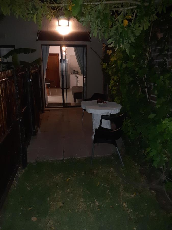 The Pool Cottage Vishoek Buitenkant foto